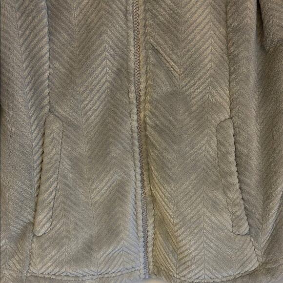 Gray Full Zip-Up Chevron Fleece Jacket - Picture 3 of 5